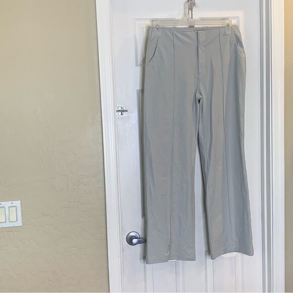 Vuori Women’s Meta Wideleg Pants in Vapor Size Large - Picture 4 of 10